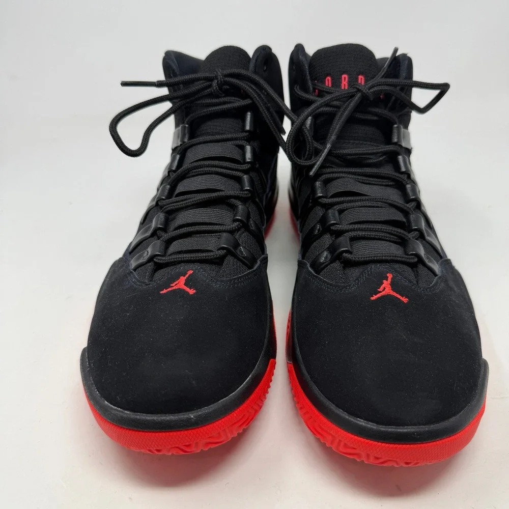Jordan max aura